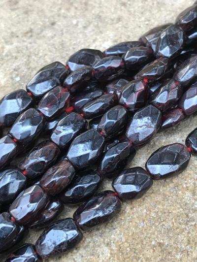 Garnet, Red, Oval, Smooth