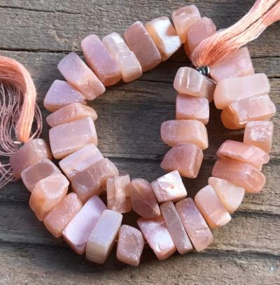 Moonstone, Peach, Organic, 7-8 mm