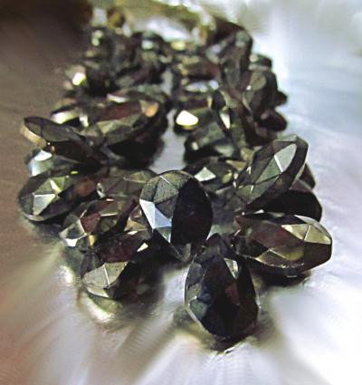Pyrite, Bronze, Pear